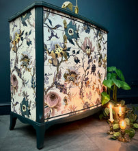 Load image into Gallery viewer, Artemis Set of Drawers